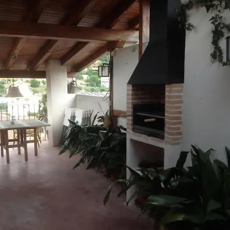 La Casa De Pajaritas *